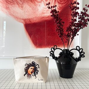 Featured image of Medusa pochette